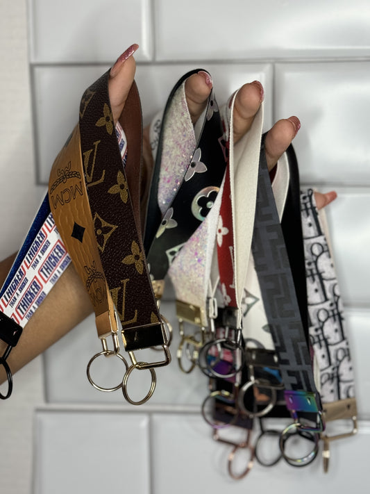 Wristlets Keychain ￼